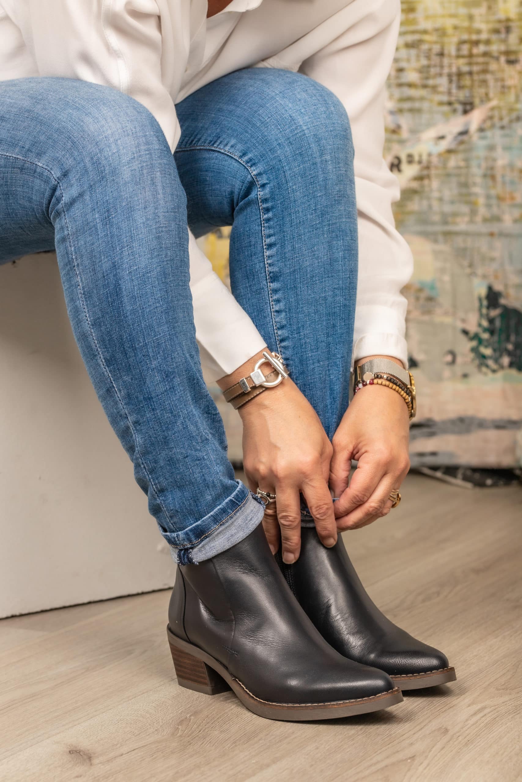 Boots Romy en cuir marine foncé. Bottines des Pympren'elles.